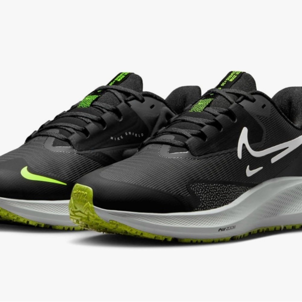 Nike Pegasus 39 Shield Women's Weatherised Running Shoes - Size 7